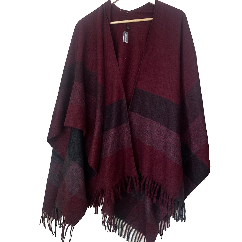 Howards Something Special Onesize Shrug/Cape Burg/Black plaid Grandmacore